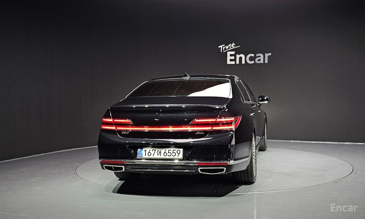  Genesis G90