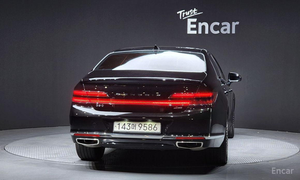  Genesis G90