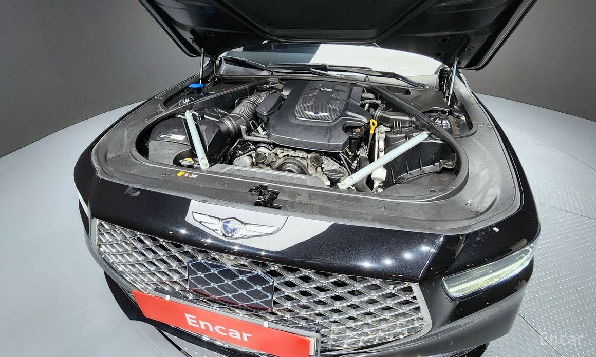  Genesis G90