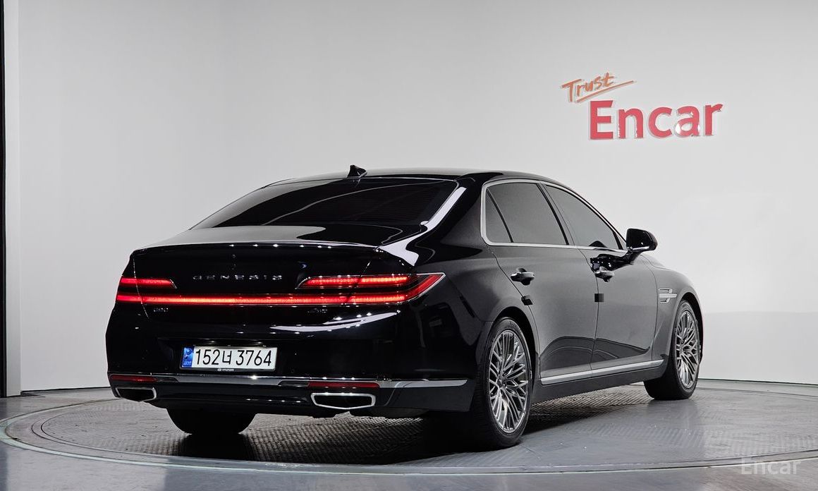  Genesis G90