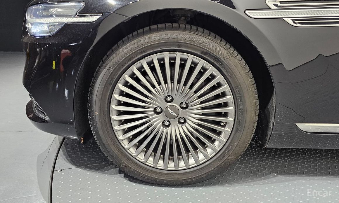  Genesis G90