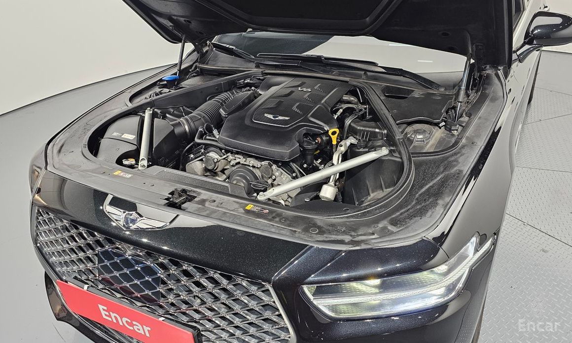  Genesis G90