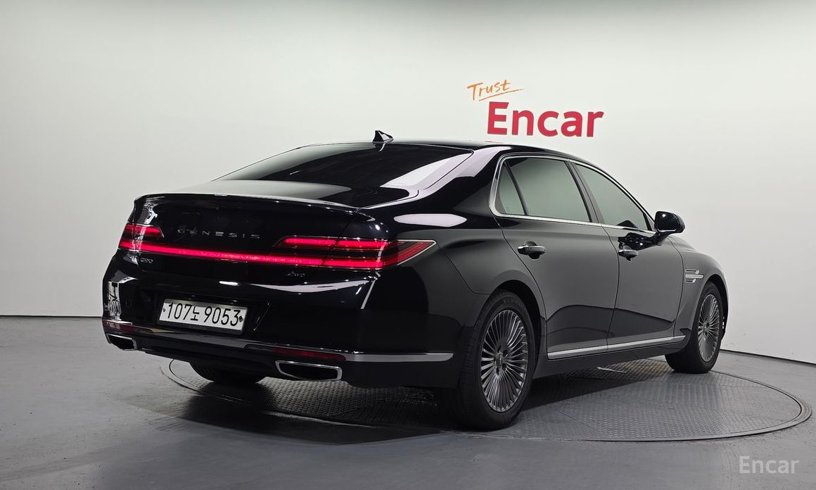  Genesis G90