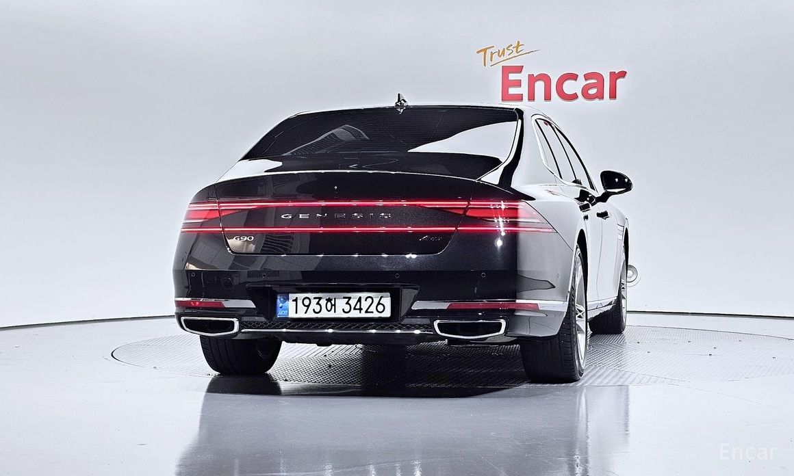  Genesis G90