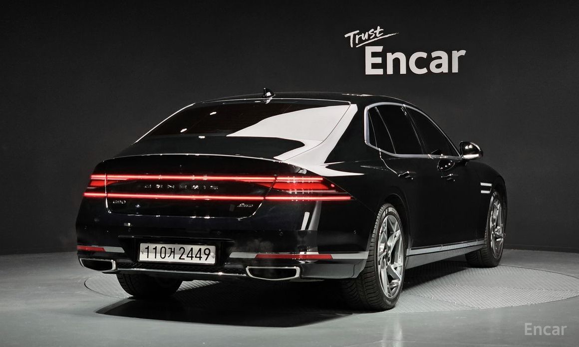  Genesis G90