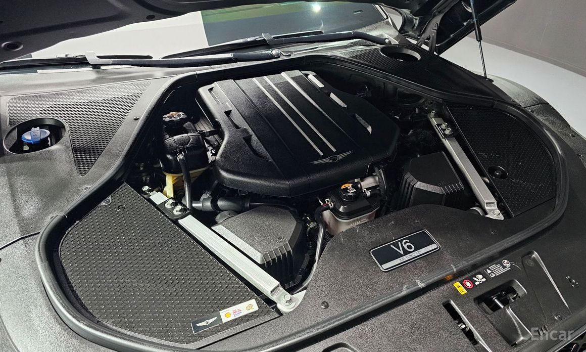  Genesis G90