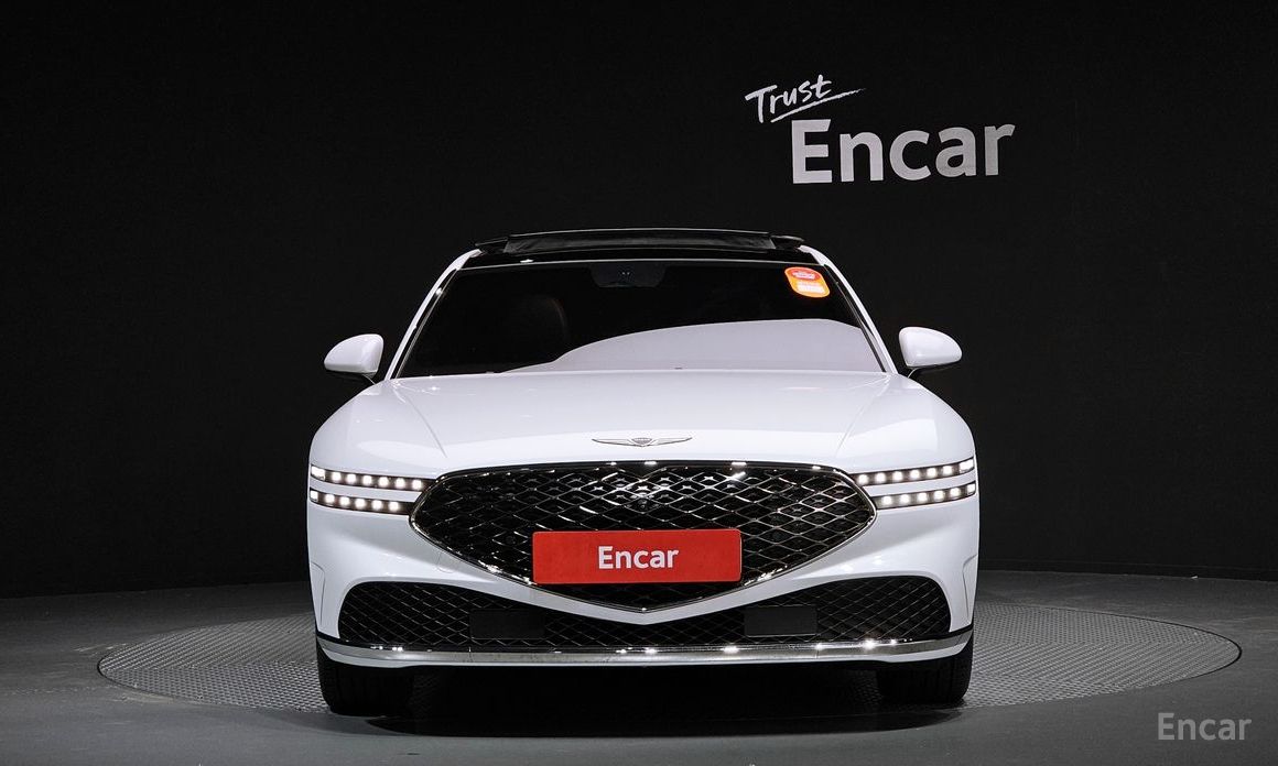  Genesis G90