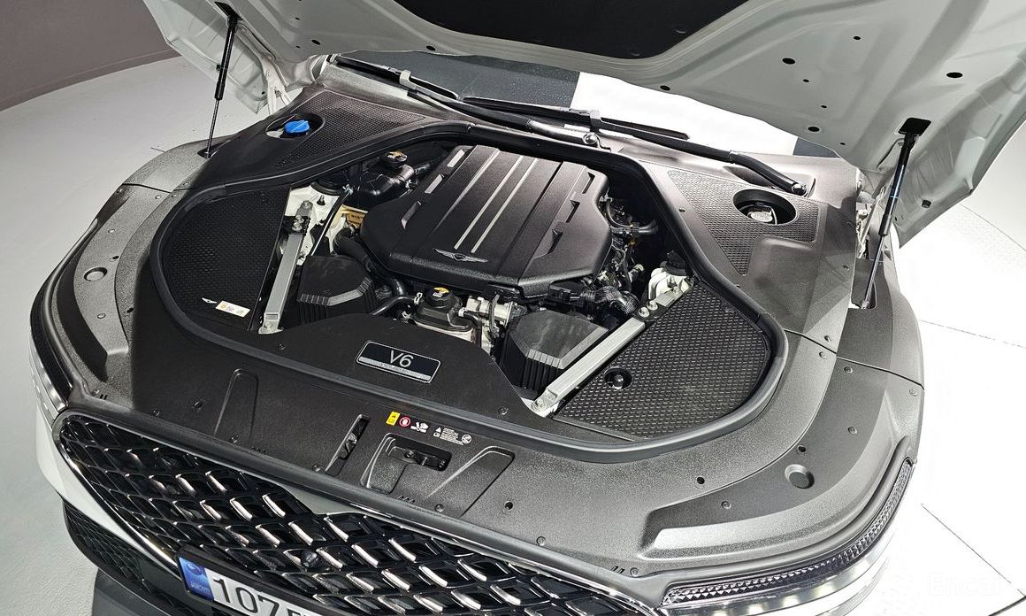  Genesis G90