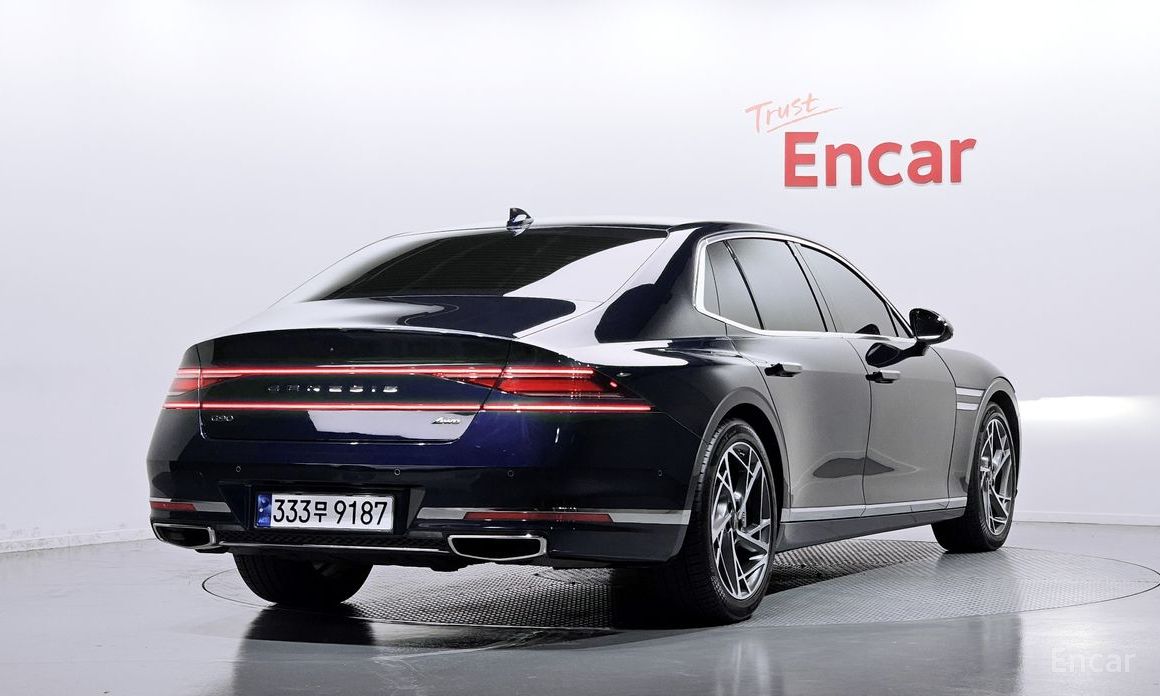  Genesis G90