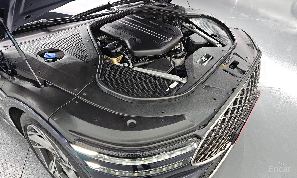  Genesis G90