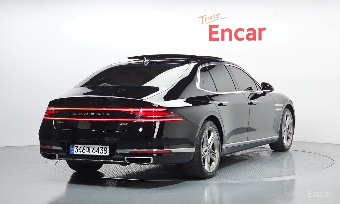  Genesis G90