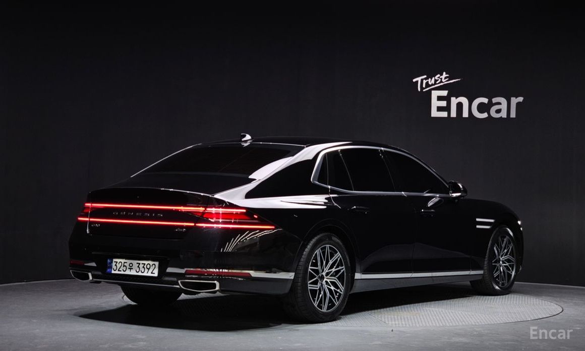  Genesis G90