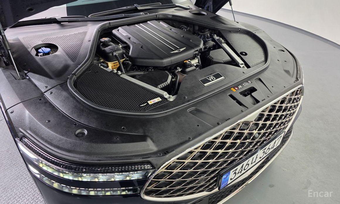  Genesis G90