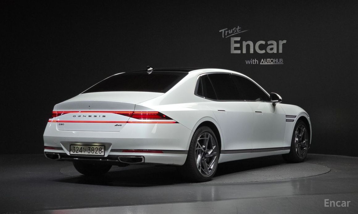  Genesis G90