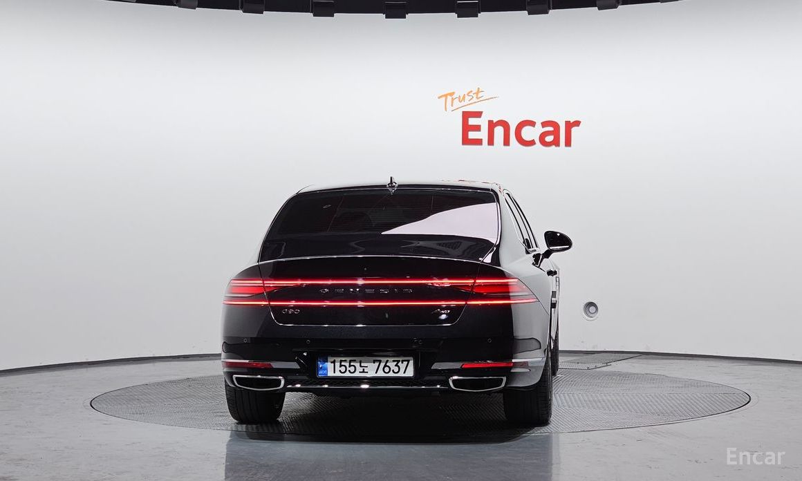  Genesis G90