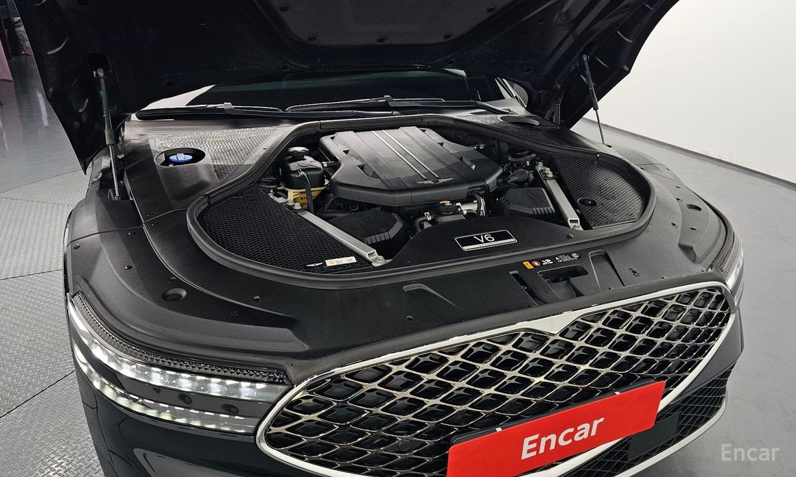  Genesis G90