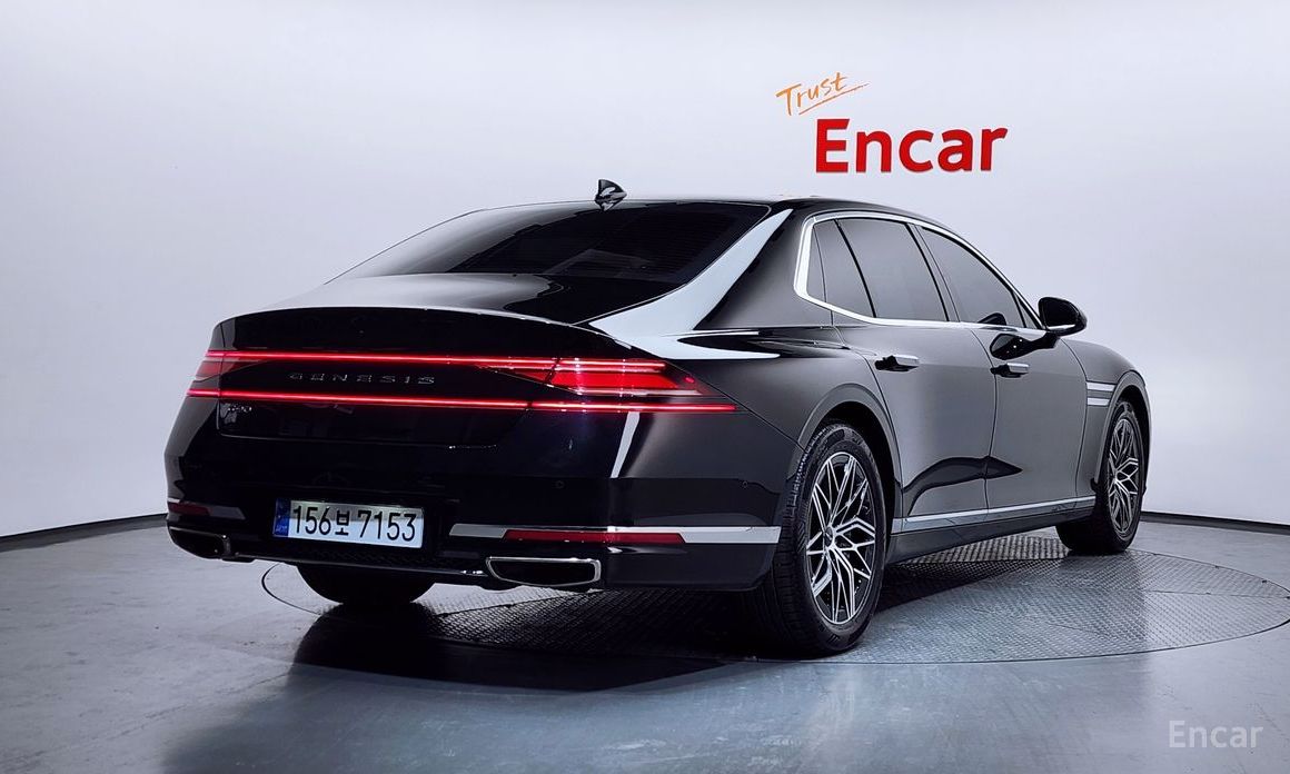  Genesis G90