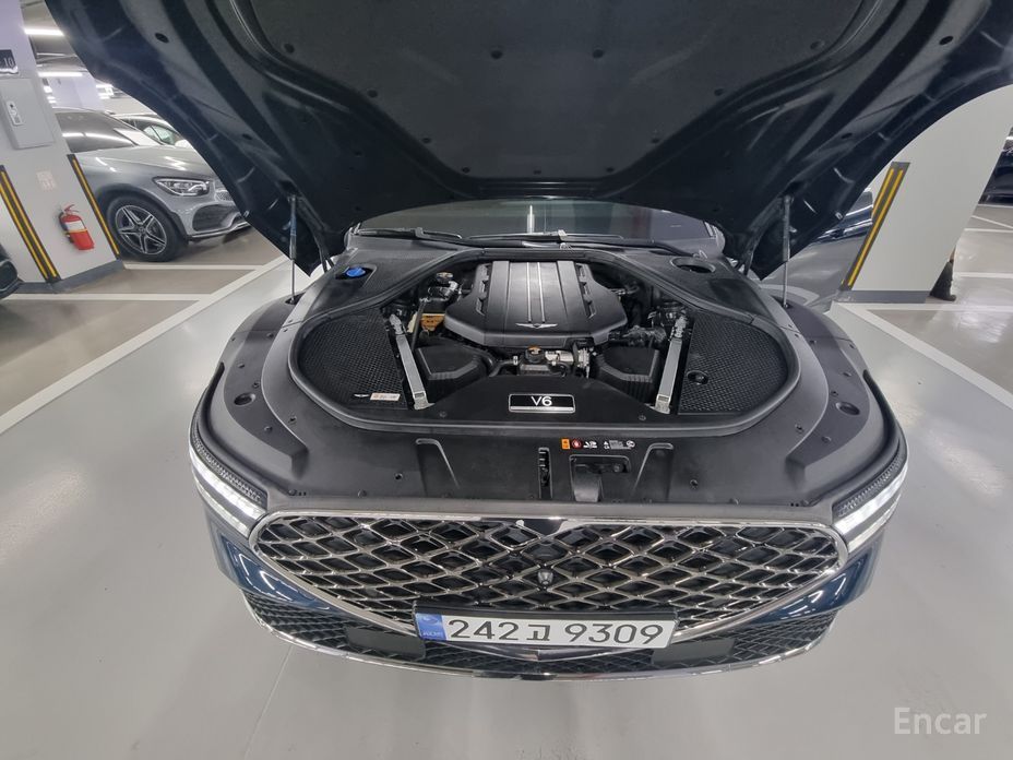  Genesis G90
