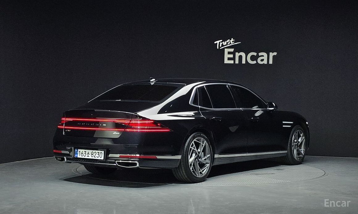  Genesis G90