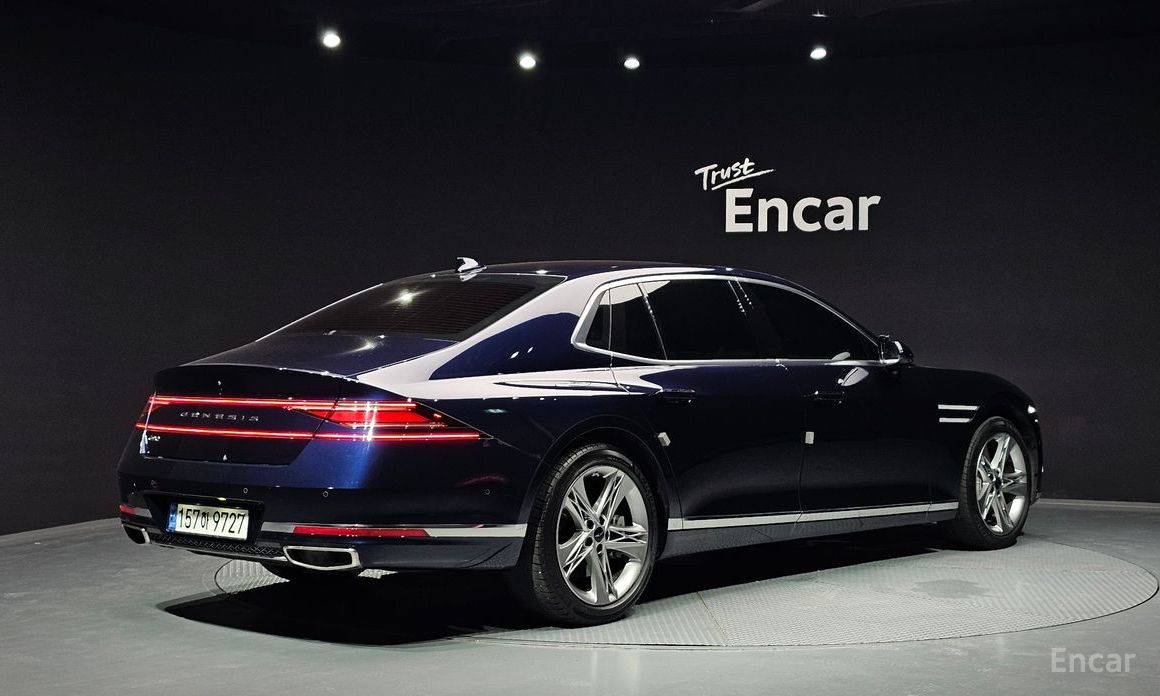  Genesis G90