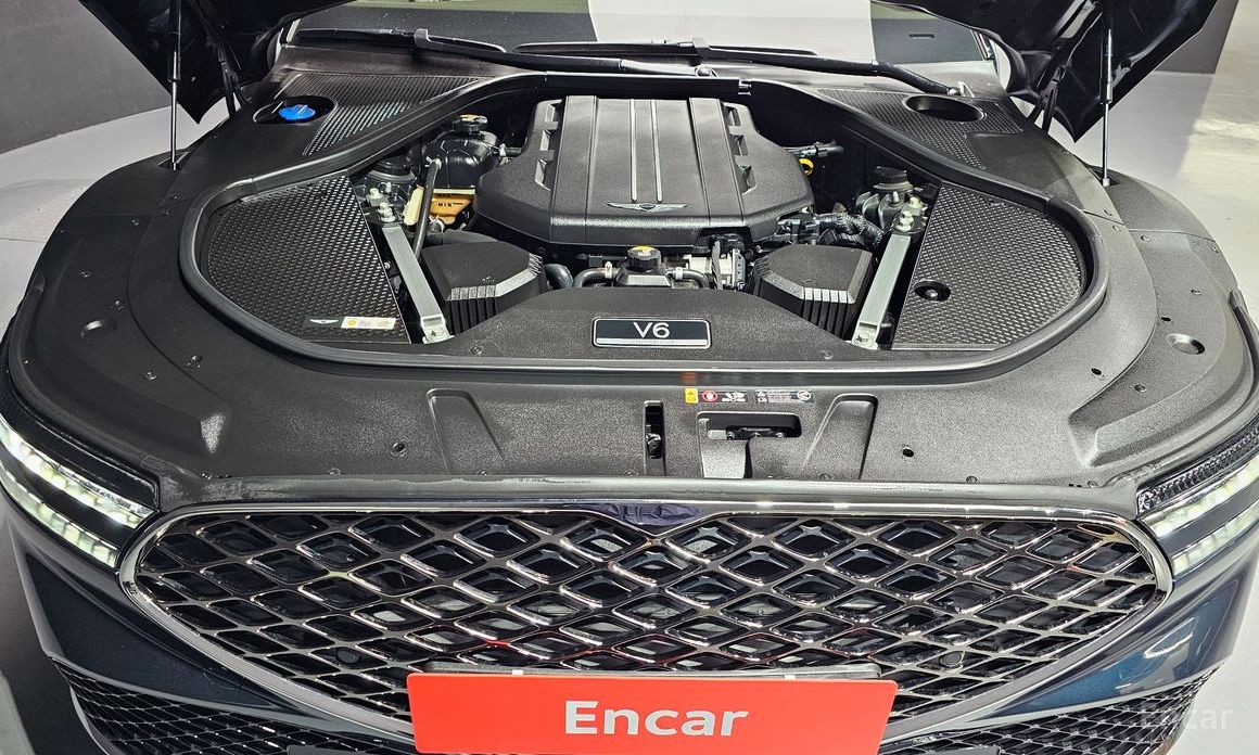  Genesis G90
