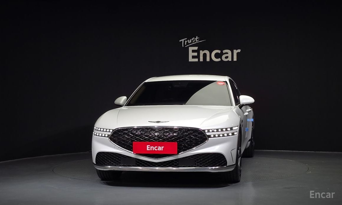  Genesis G90