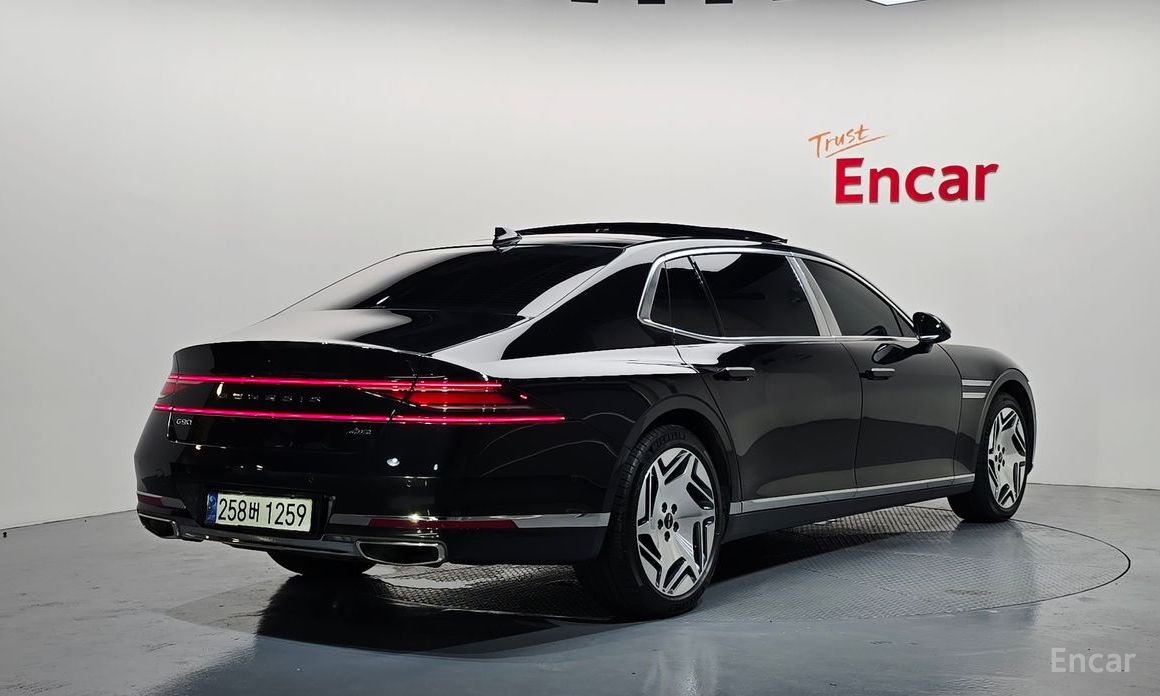  Genesis G90
