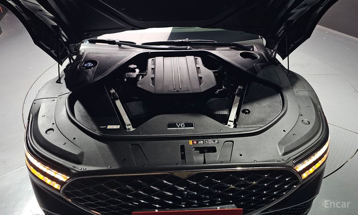  Genesis G90