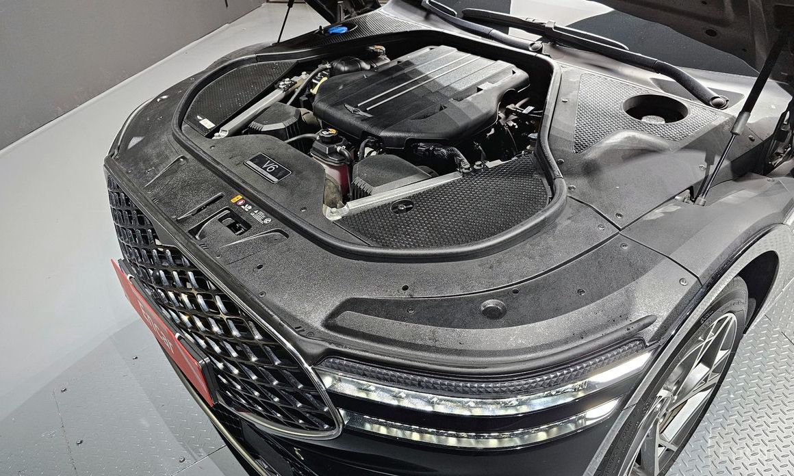  Genesis G90