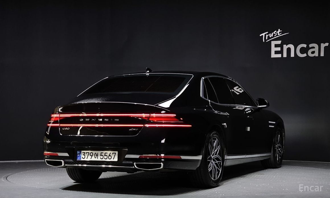  Genesis G90