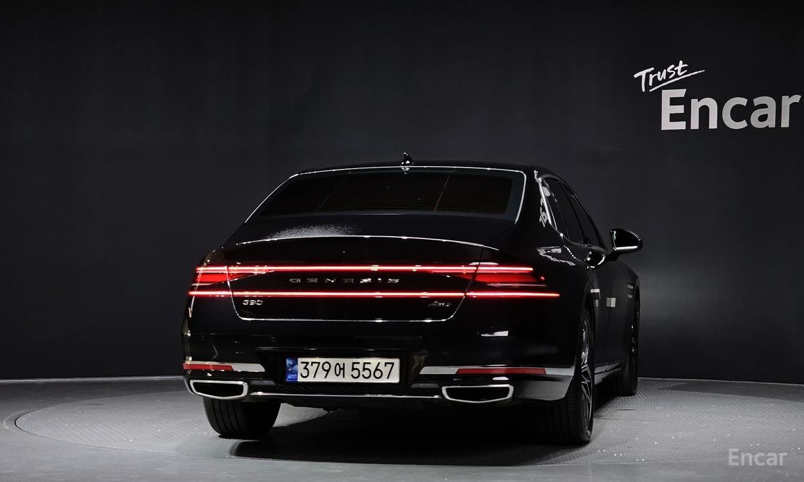  Genesis G90
