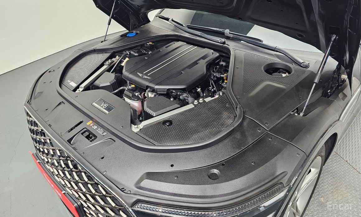  Genesis G90