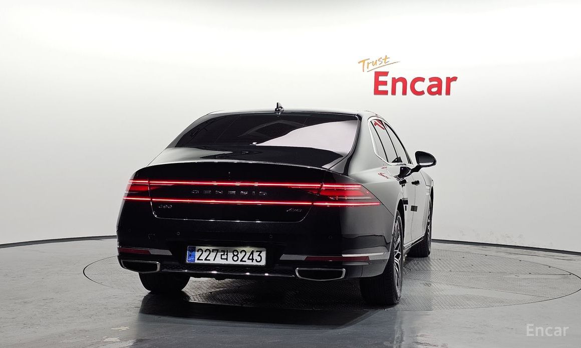  Genesis G90