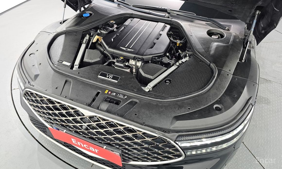  Genesis G90