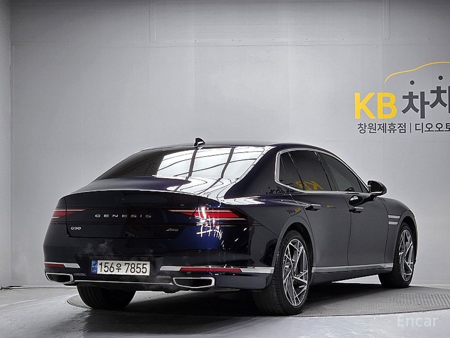  Genesis G90