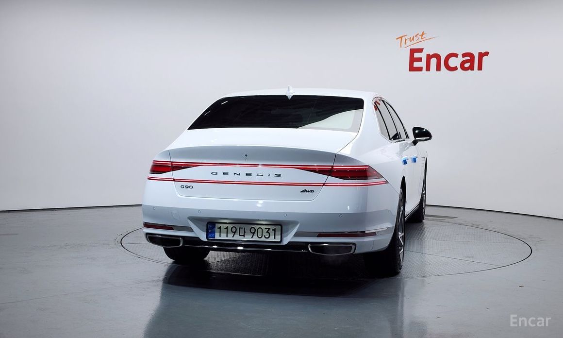  Genesis G90