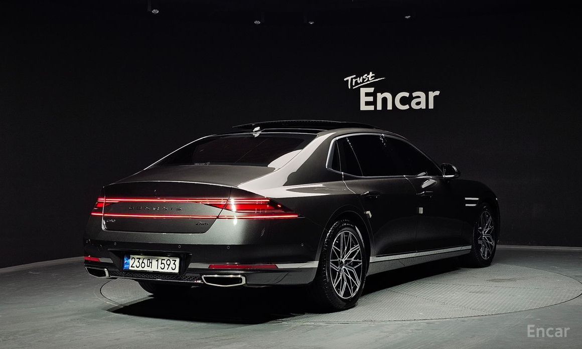  Genesis G90