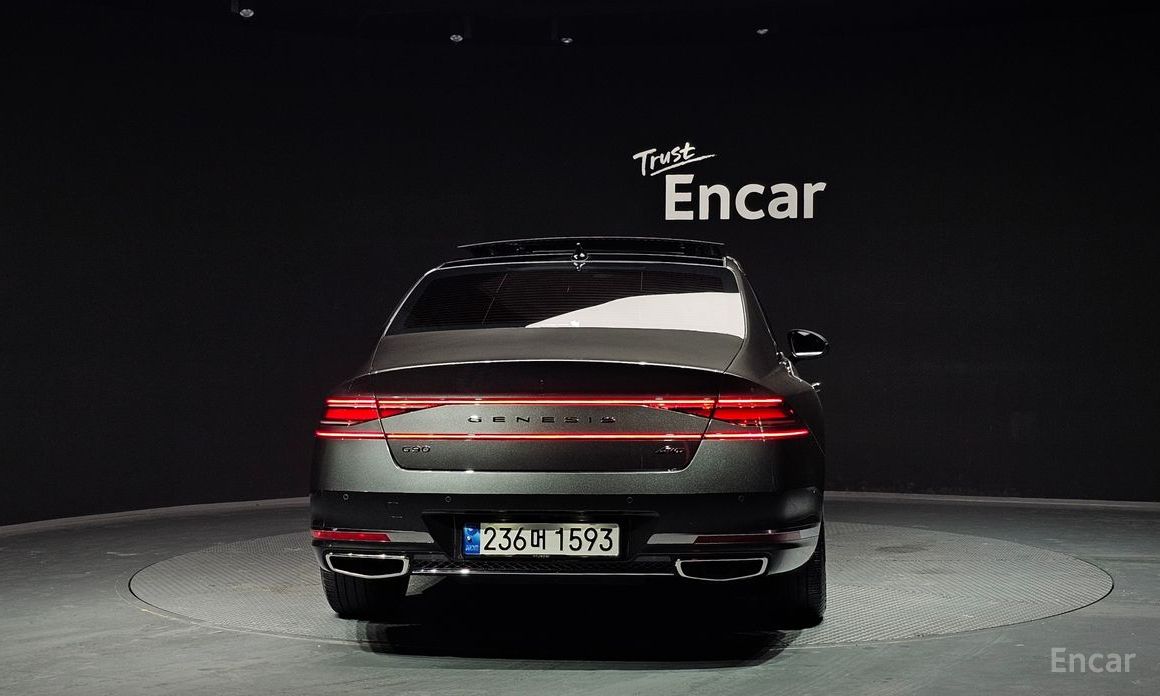  Genesis G90