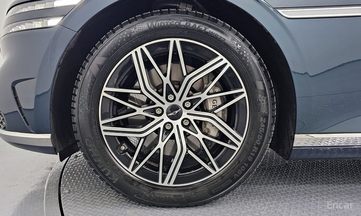  Genesis G90