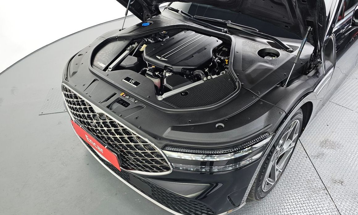  Genesis G90