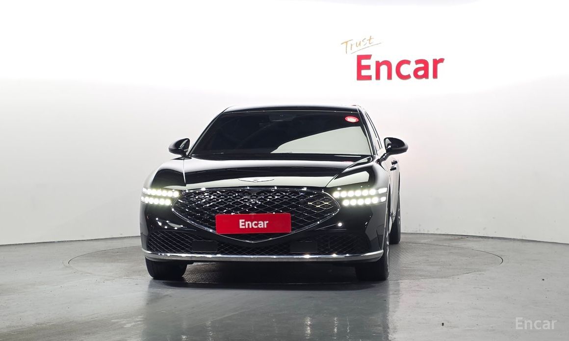  Genesis G90