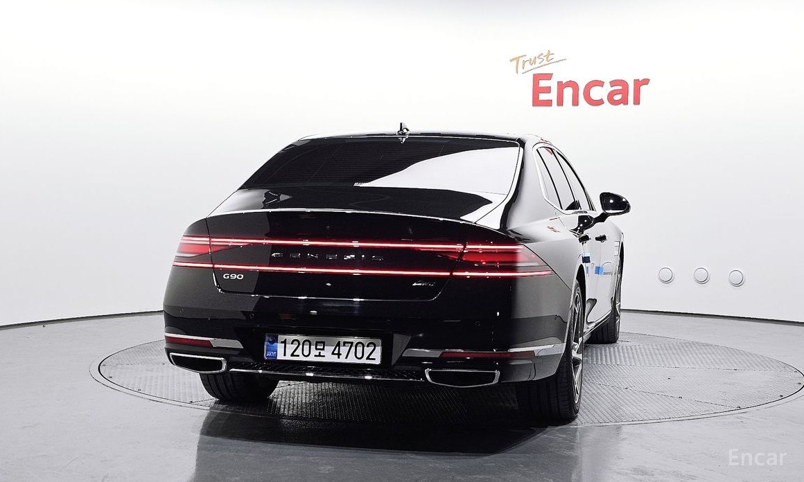  Genesis G90