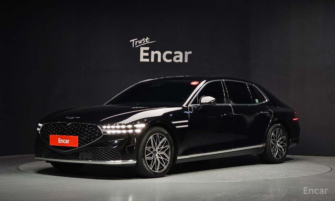  Genesis G90