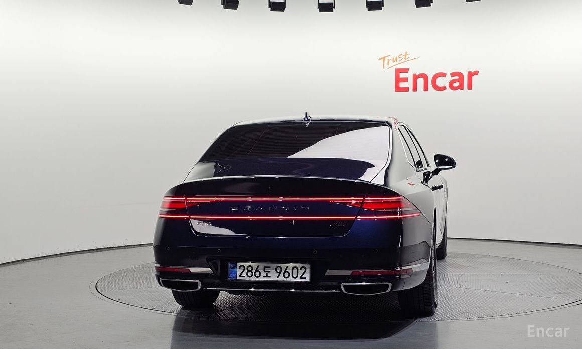  Genesis G90