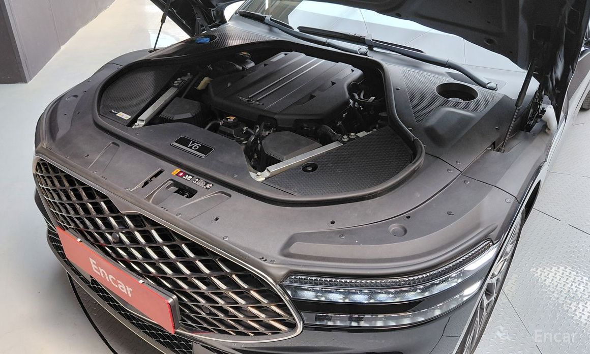  Genesis G90