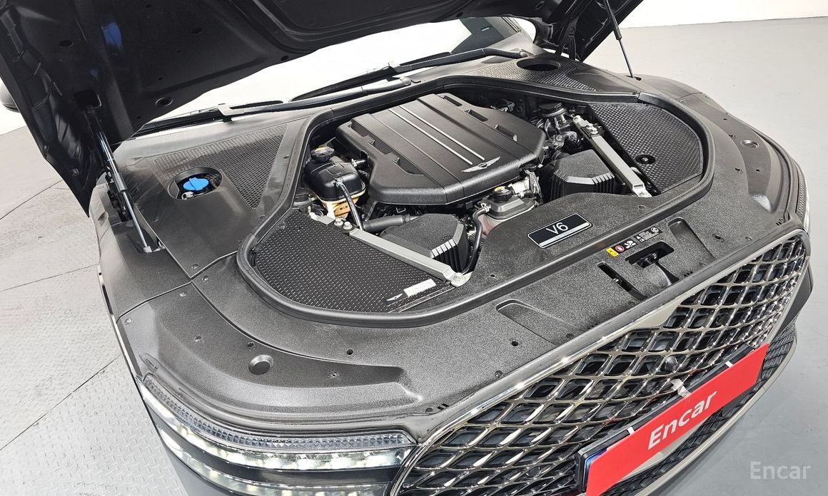  Genesis G90