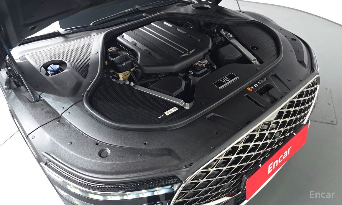  Genesis G90