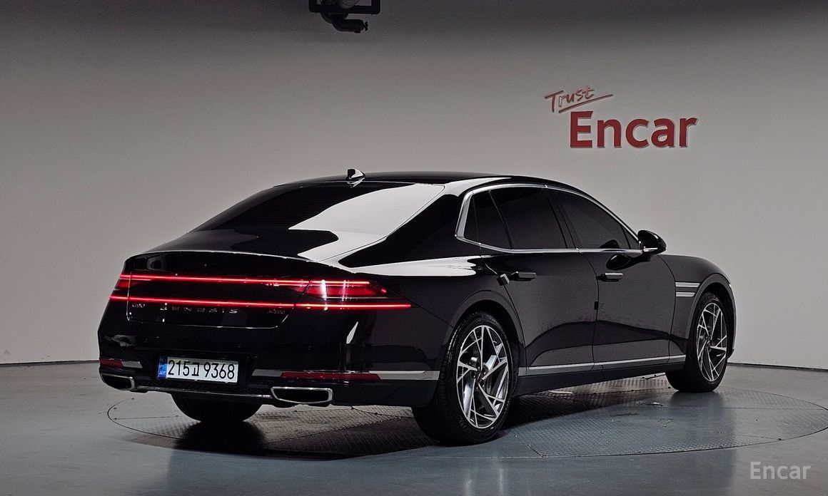  Genesis G90