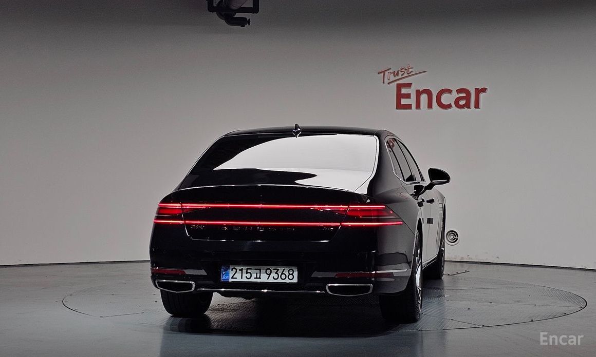 Genesis G90
