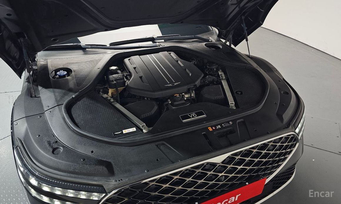  Genesis G90